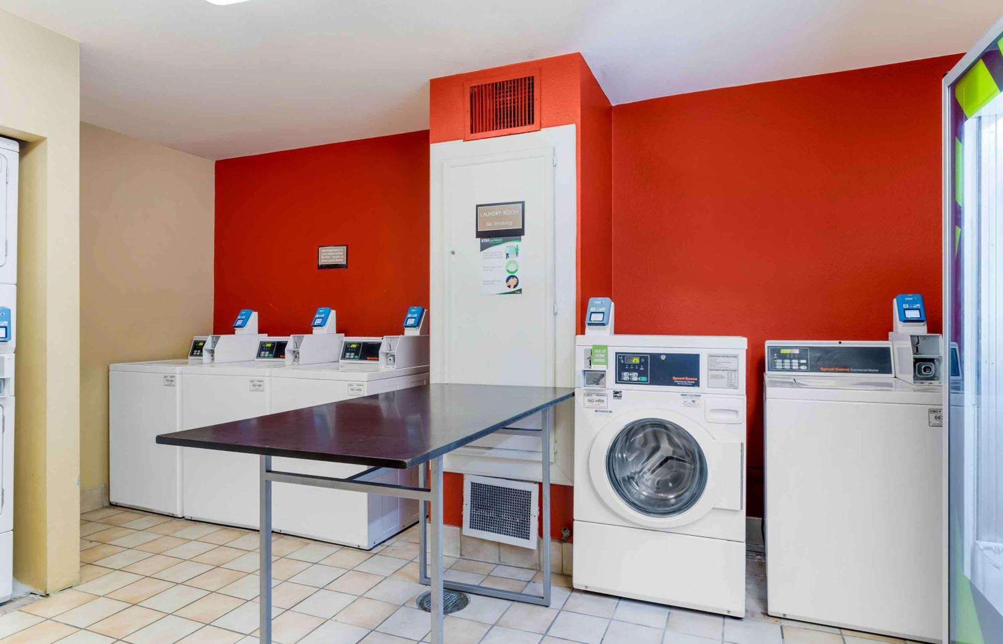 Extended Stay America Suites - Houston - Galleria - Uptown Luaran gambar